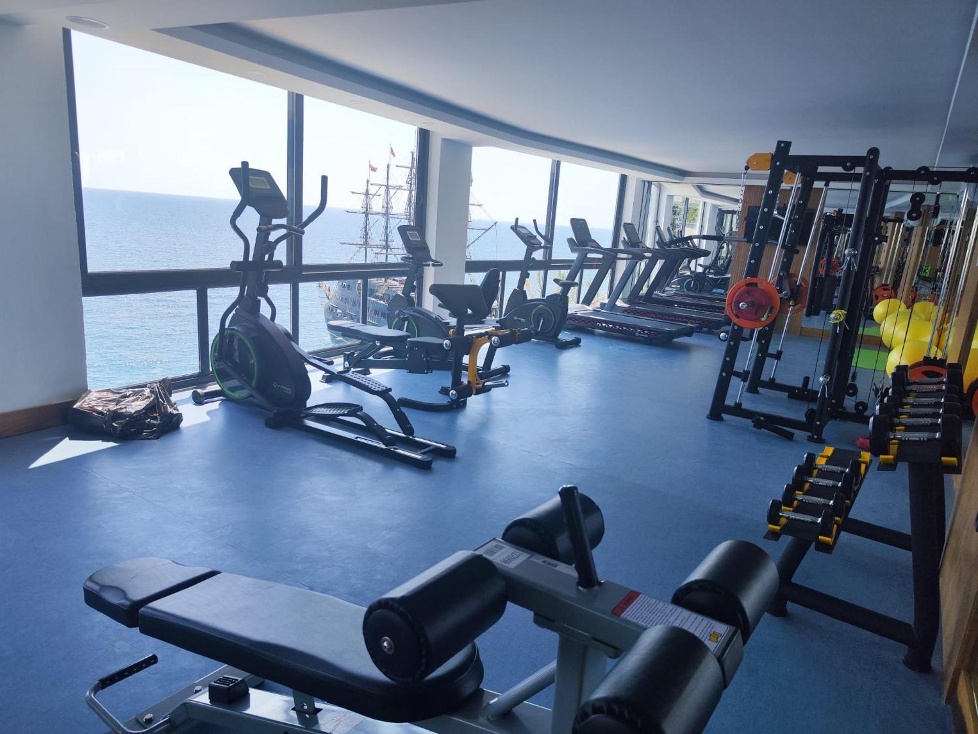 Ada Port Hotel Adults Only Аланя Екстериор снимка