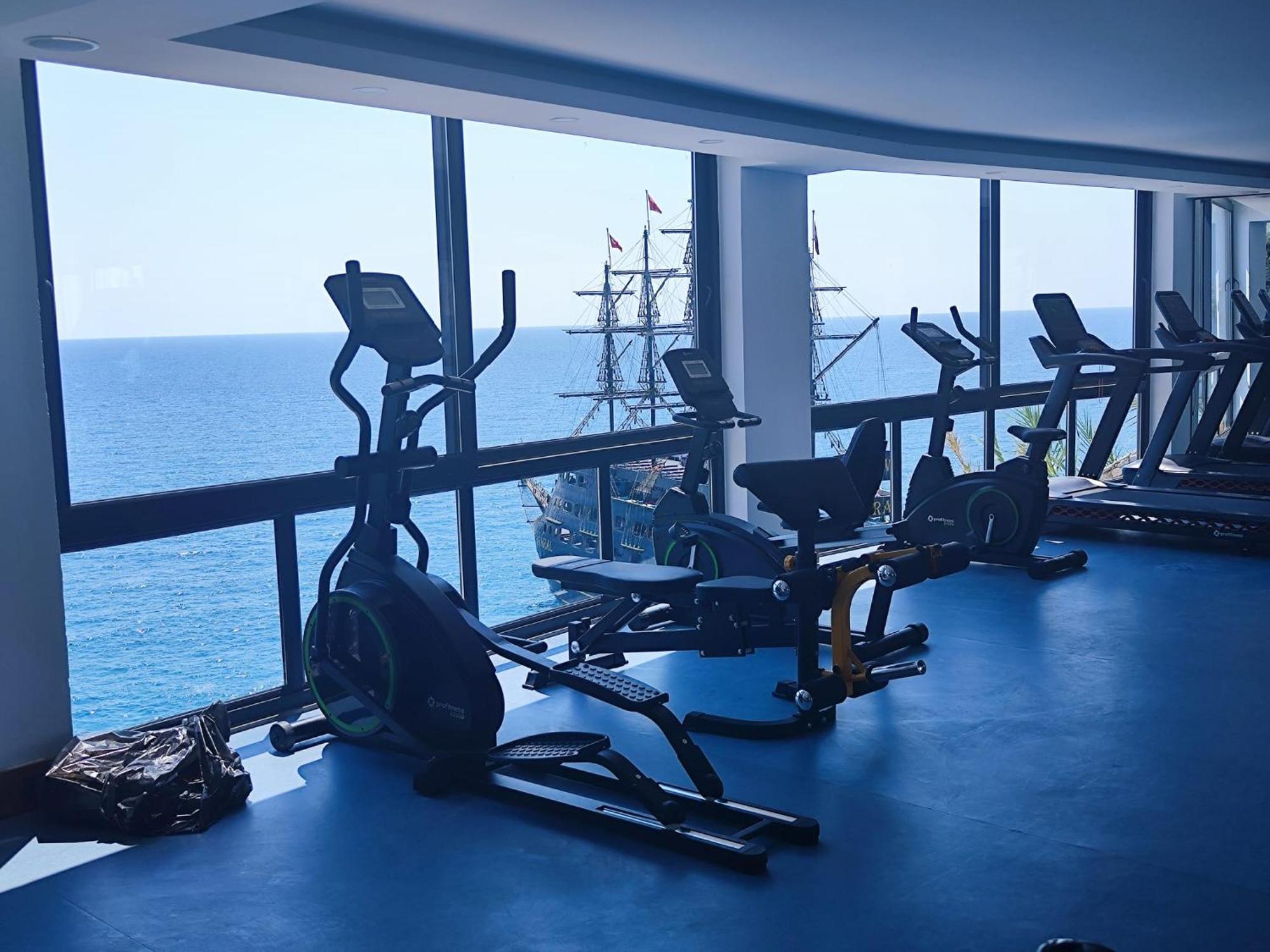 Ada Port Hotel Adults Only Аланя Екстериор снимка