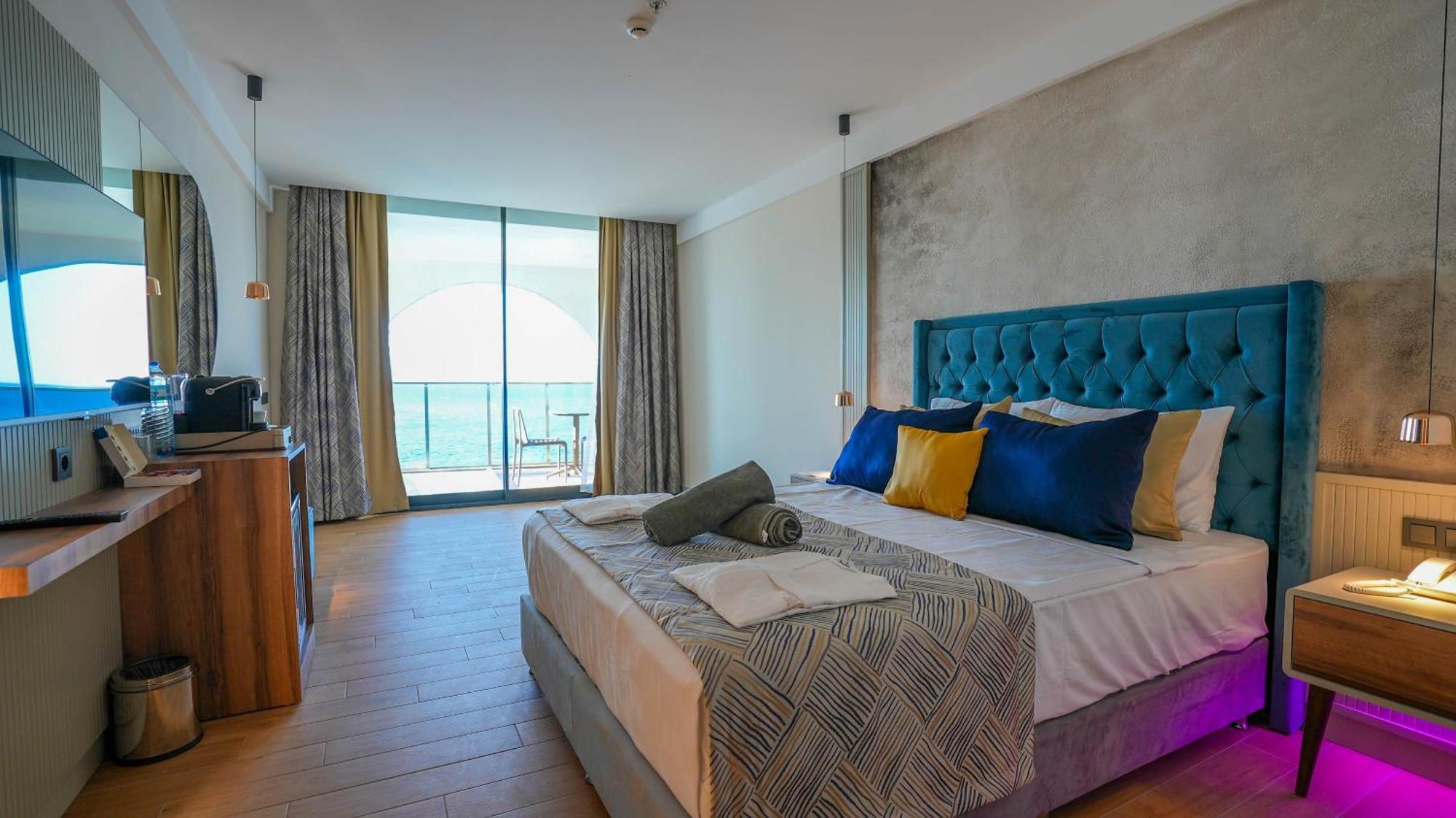 Ada Port Hotel Adults Only Аланя Екстериор снимка
