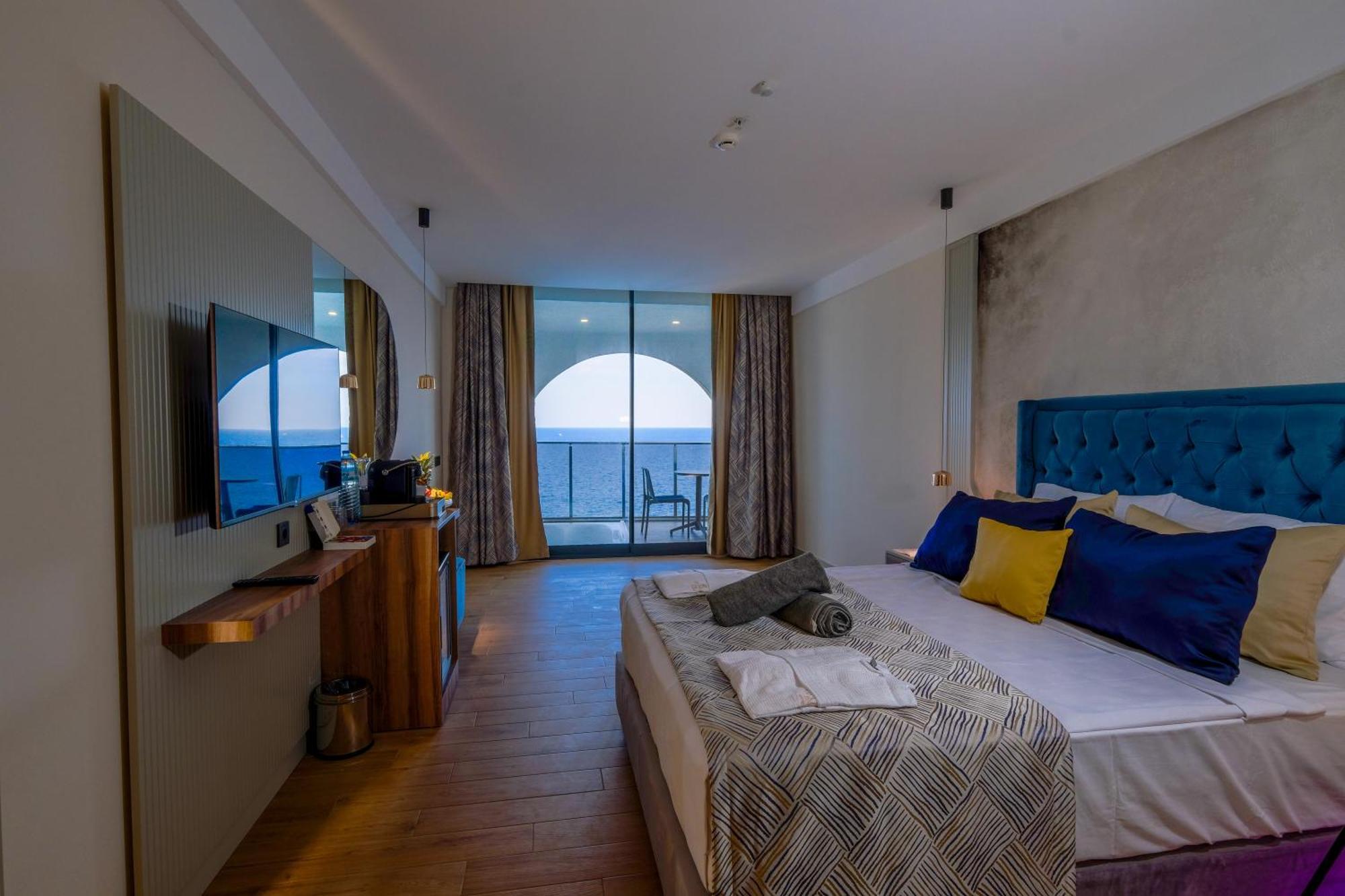 Ada Port Hotel Adults Only Аланя Екстериор снимка